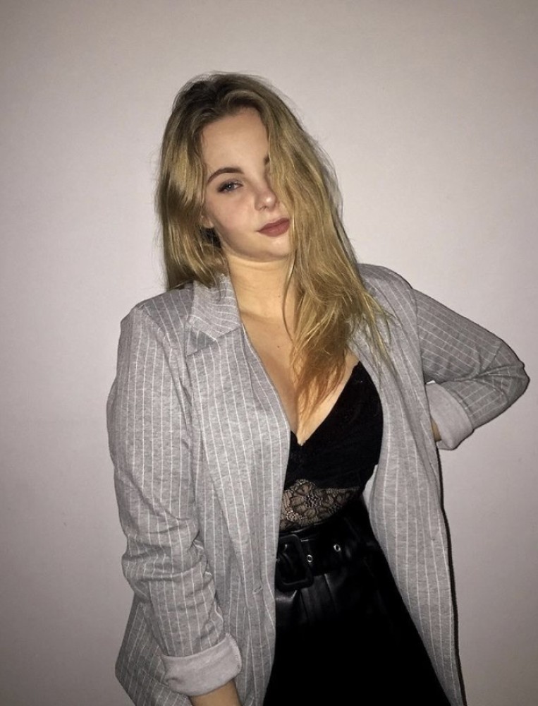 Индивидуалка 🎥 Александра фото № 2 в городе Махачкала