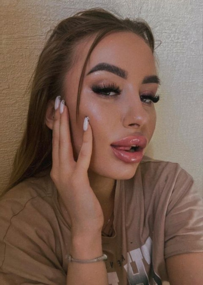 Индивидуалка Арина фото № 2 в городе Махачкала